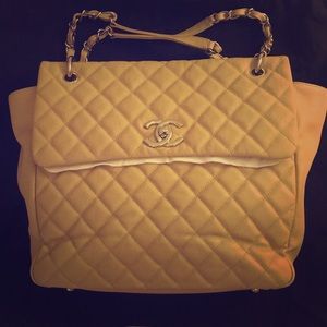 Classic Quilted Flap bag with top handle